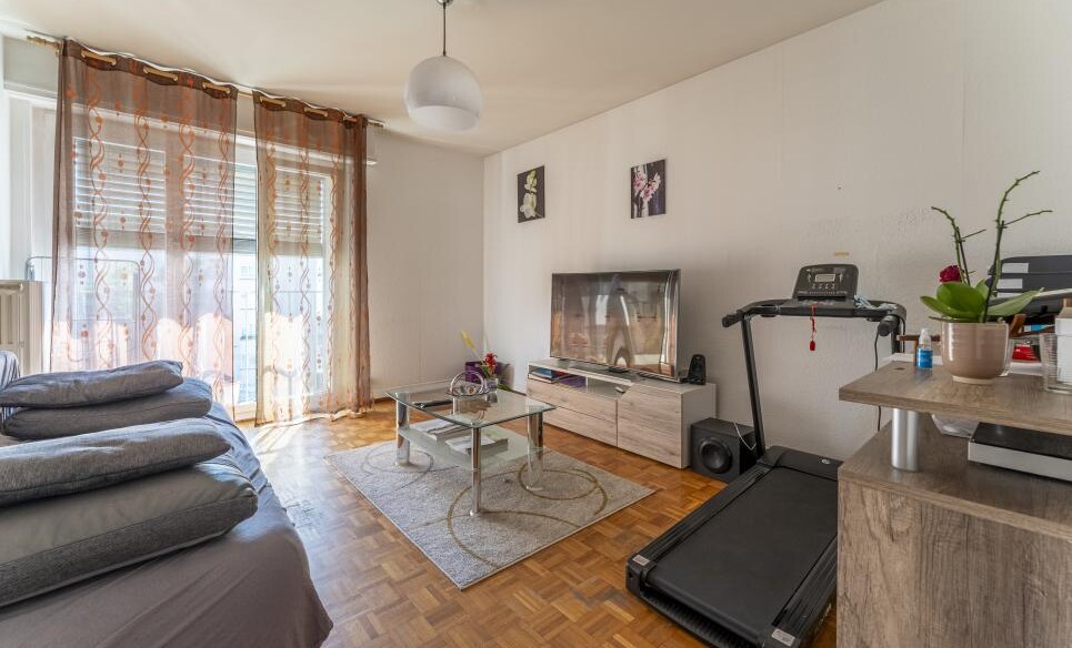 EMPLACEMENT RARE, À DEUX PAS DU CENTRE-VILLE !