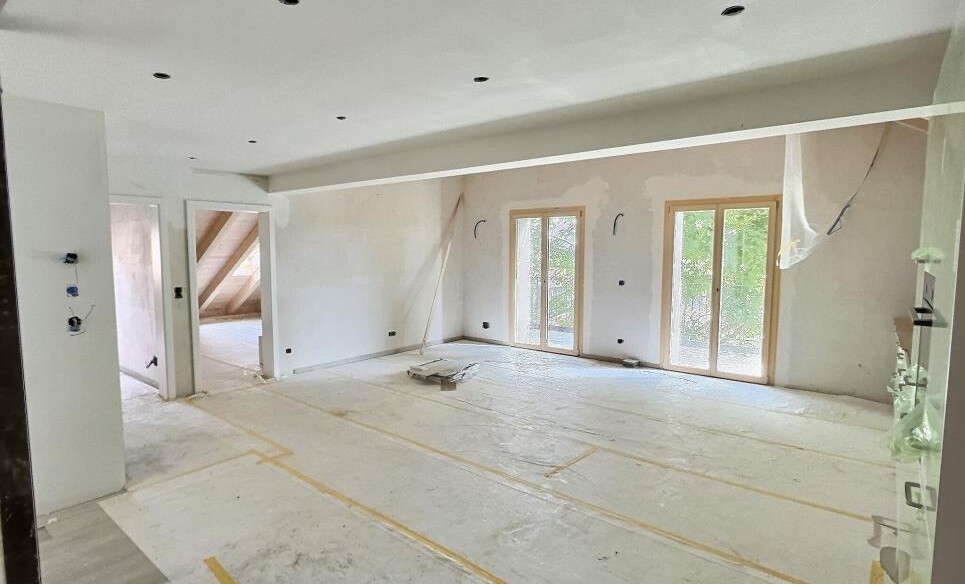 NOUVEAU À 4 MIN À PIED DU LEB !