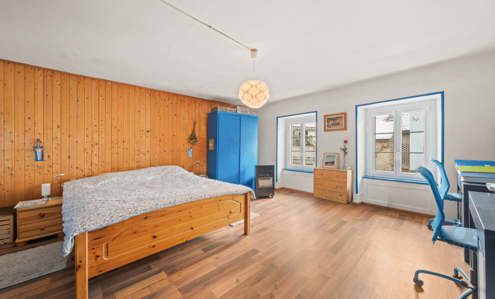 Maison villageoise de deux appartement avec potentiel d'agrandissement