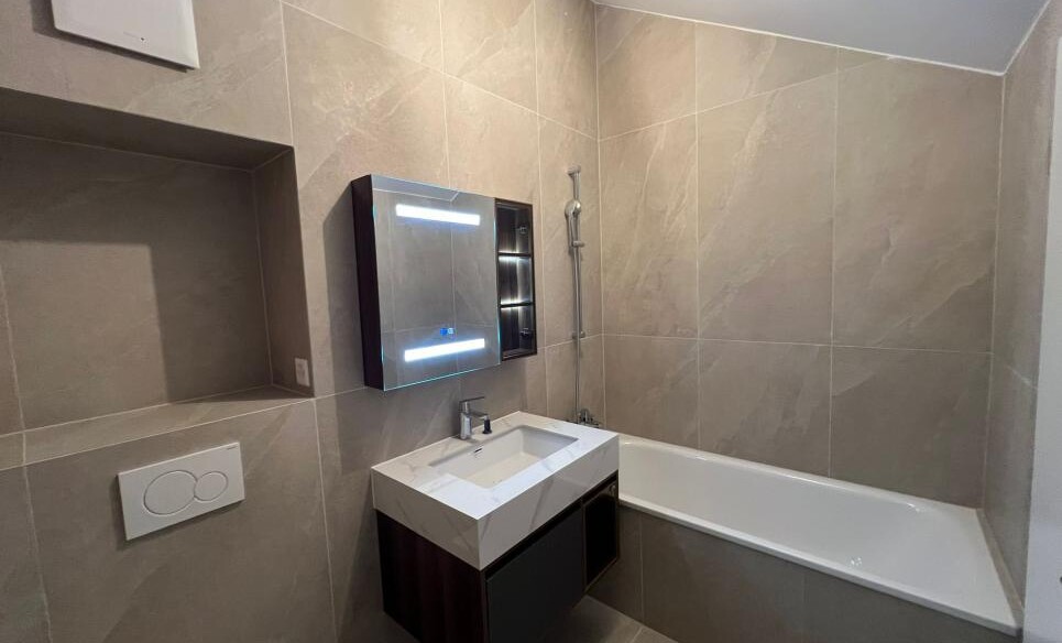 lumineux appartement de 4,5 à proximité du lac