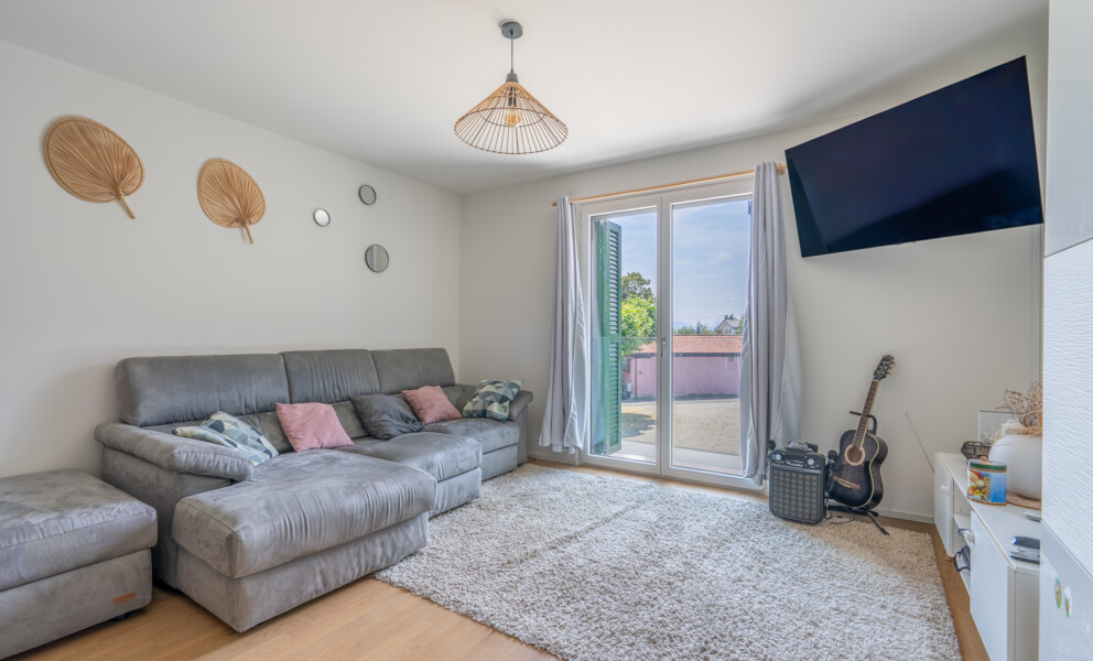Entre ville et nature, un triplex familial d'exception au Mont-sur-Lausanne