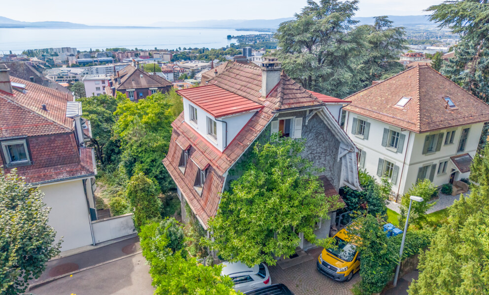 EXCLUSIF À LAUSANNE — MAISON 6PCES, VUE LAC & JARDIN