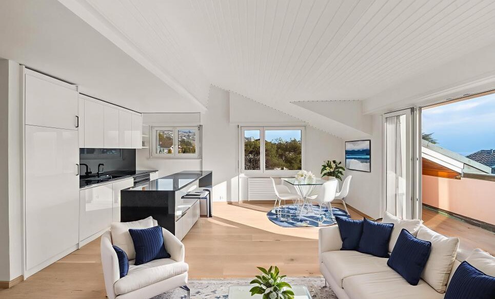 RARE SUR LE MARCHÉ - ATTIQUE RENOVÉ