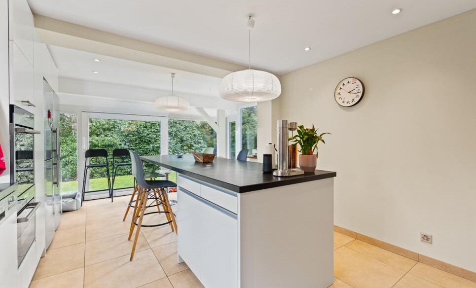 SUPERBE VILLA AU CALME