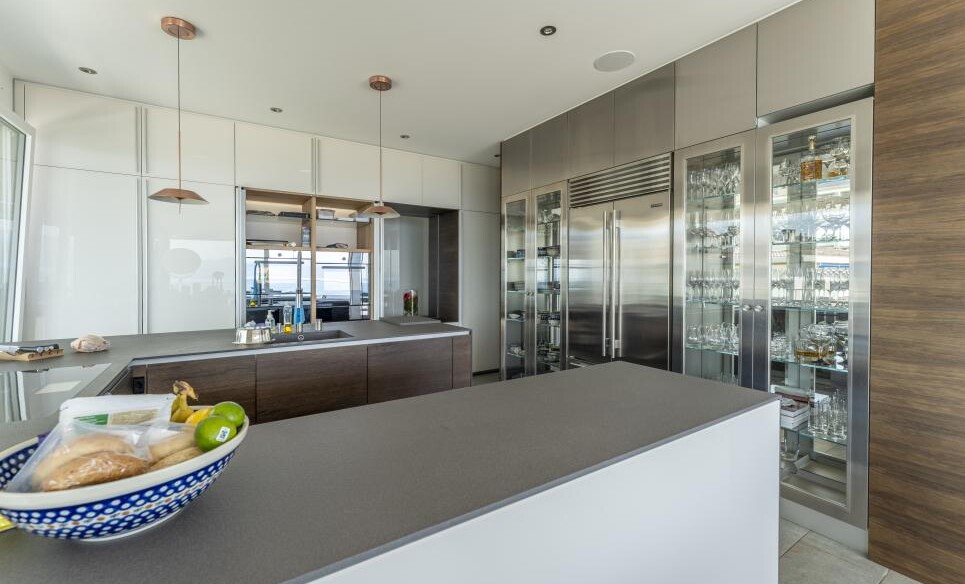 LE PLUS BEL ATTIQUE DE PULLY