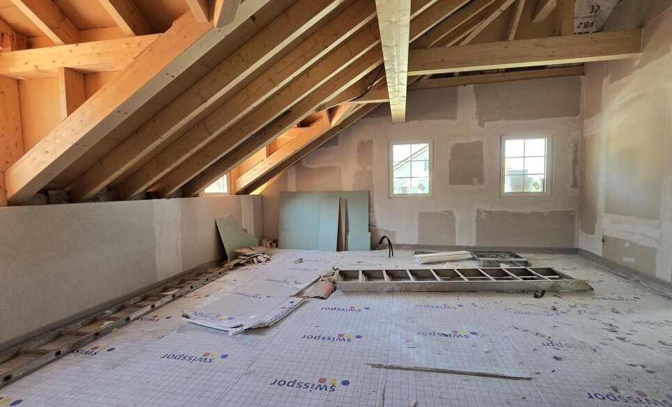 ATTIQUE VENDU NEUF À 5 MIN D'EPALINGES