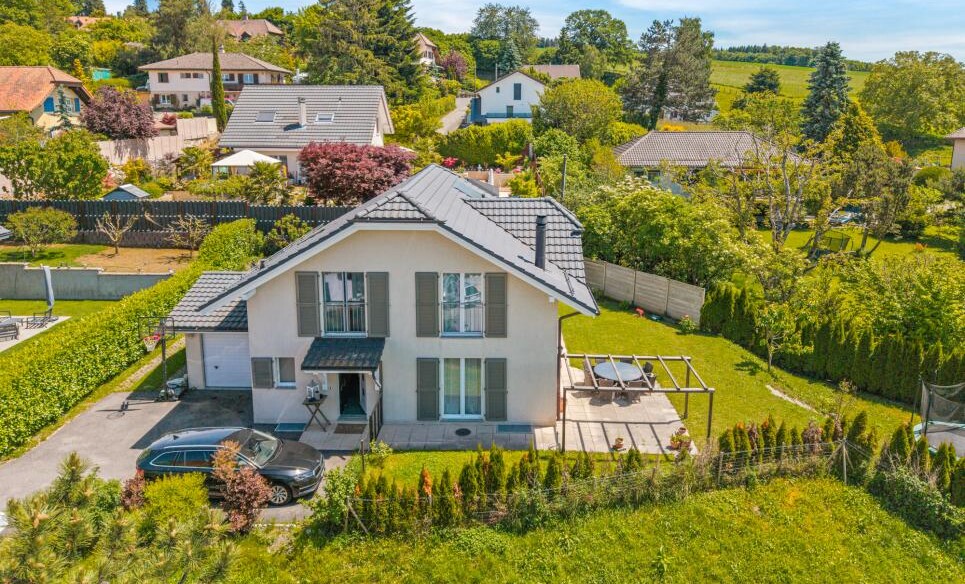 COUP DE COEUR EN EXCLUSIVITÉ! À 10 MINUTES DE LAUSANNE