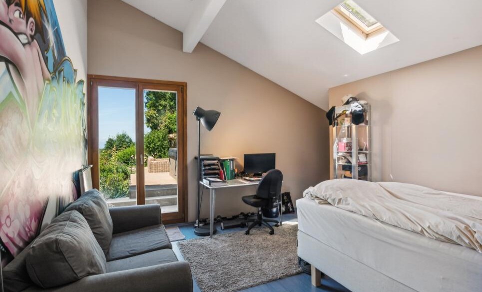 Spacieuse avec vue spectaculaire et grand jardin