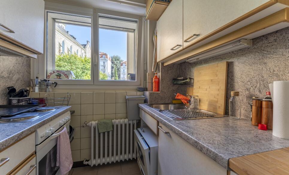 EMPLACEMENT RARE, À DEUX PAS DU CENTRE-VILLE !