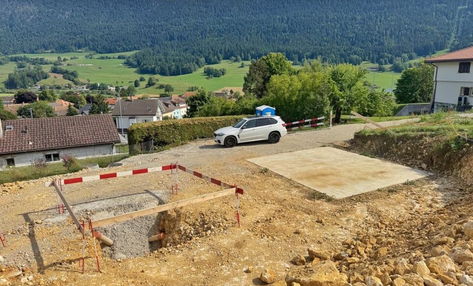 CHANTIER EN COURS ! SUPERBE VILLA AU COEUR D'UN ECRIN DE VERDURE
