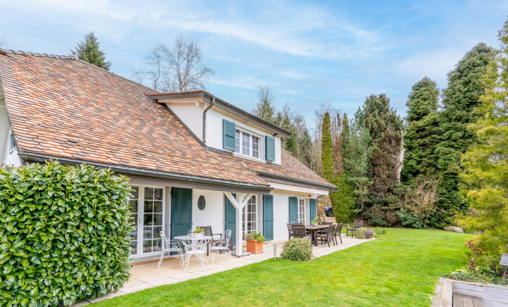 Exceptional Property in Absolute Tranquility