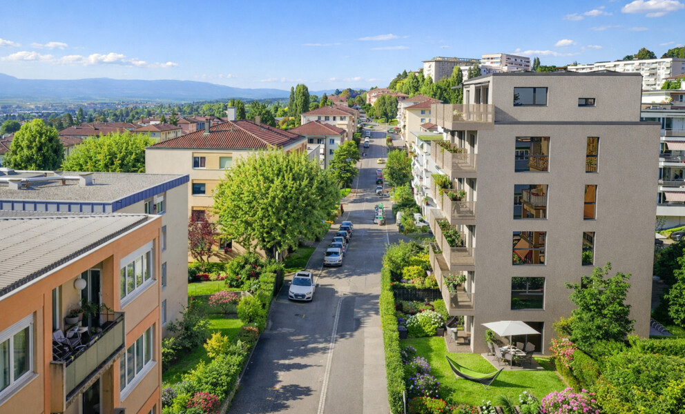 DERNIER STUDIO AU REZ-DE-JARDIN !