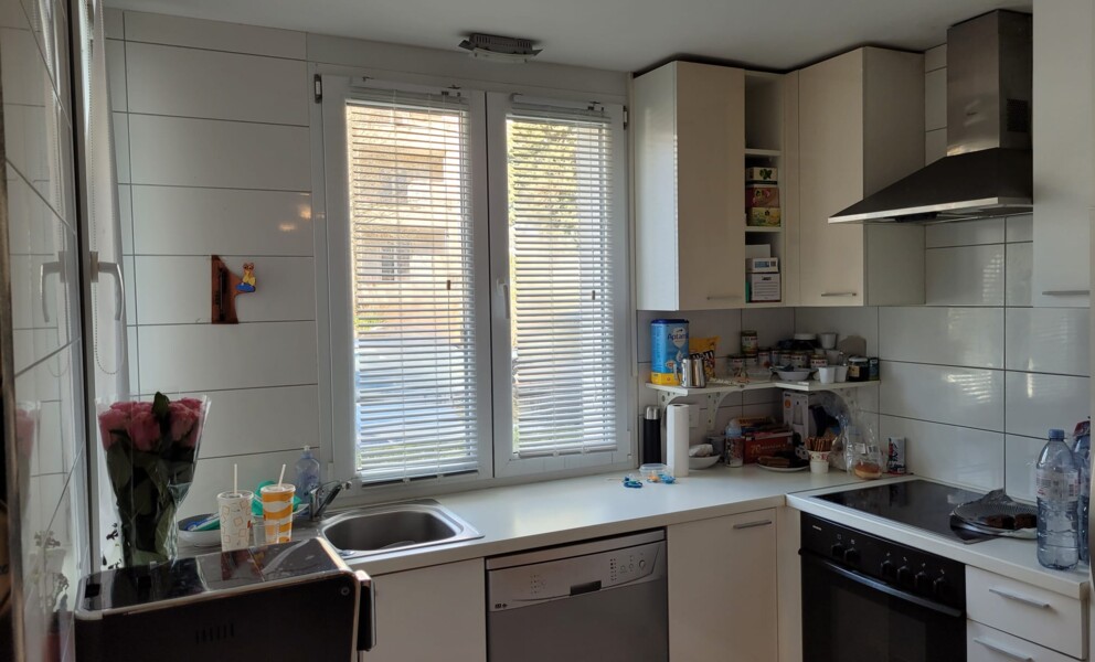 YVERDON-LES-BAINS (QUARTIER FONTENAY) - 2.5 PIÈCES LOUÉ AVEC JARDIN ET TERRASSE