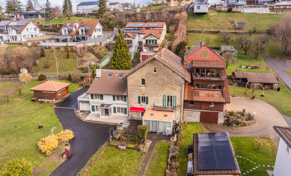 MAISON D'HABITATION AVEC POTENTIEL CONSTRUCTIBLE A CHAVORNAY