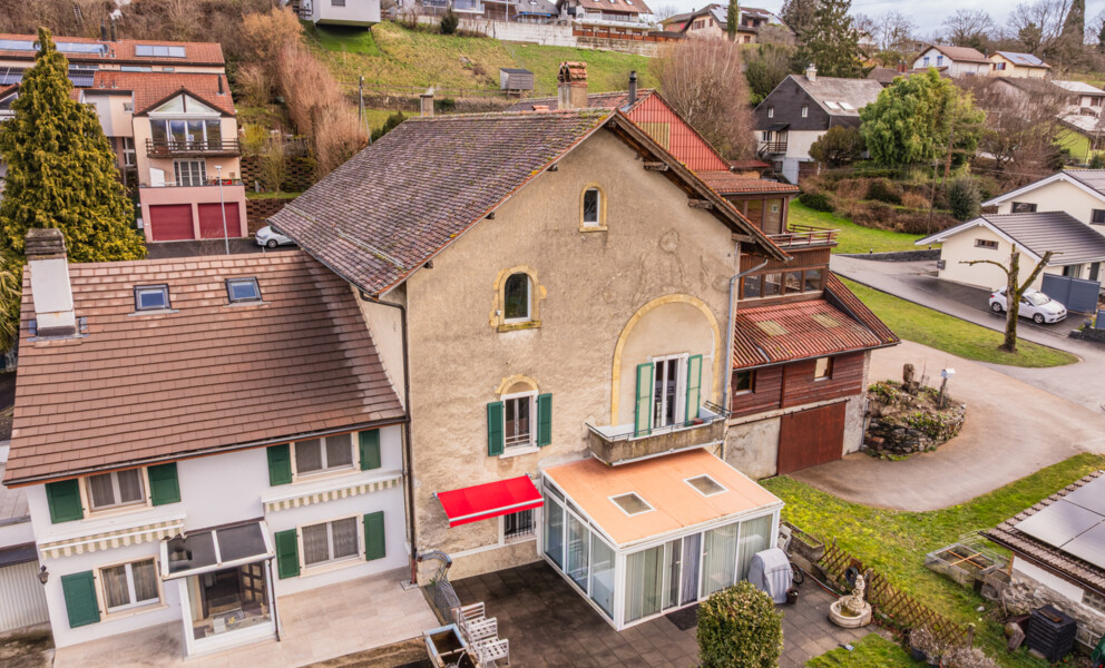 MAISON D'HABITATION AVEC POTENTIEL CONSTRUCTIBLE A CHAVORNAY