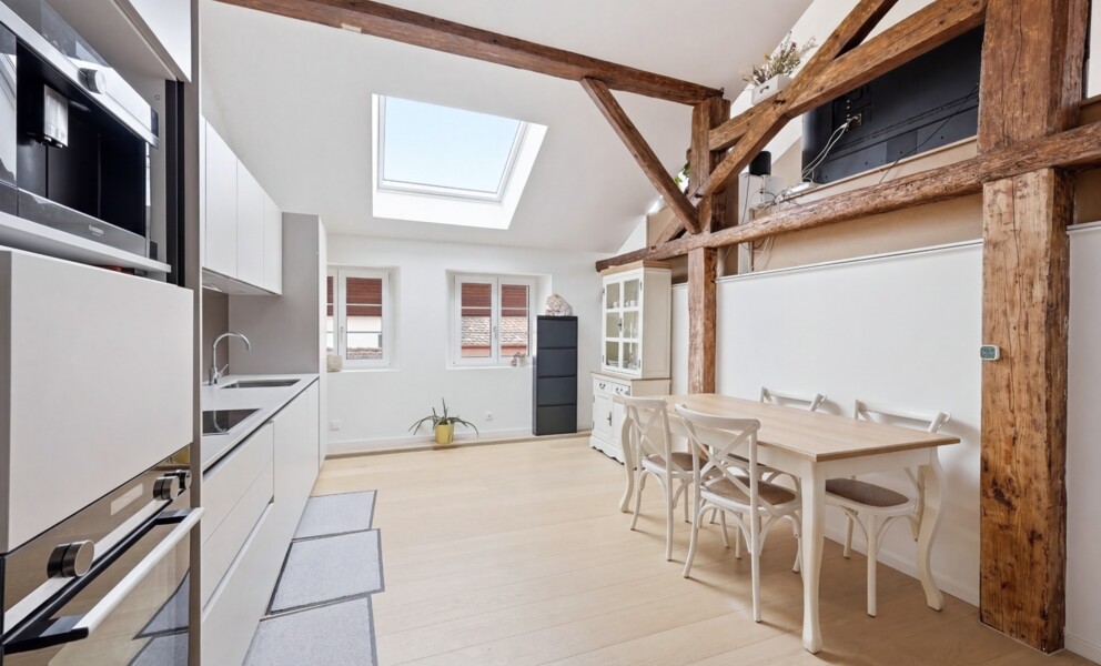 Triplex rénové dans une bâtisse de 1865, à 10 min de Morges