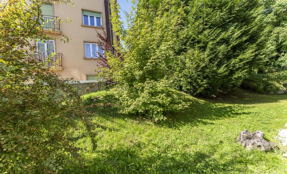 EMPLACEMENT RARE, À DEUX PAS DU CENTRE-VILLE !