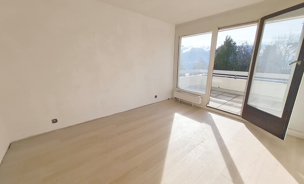 Exclusivité Proximmo ! Appartement avec vue, entièrement refait à neuf. Livraison prévue pour avril 2026.