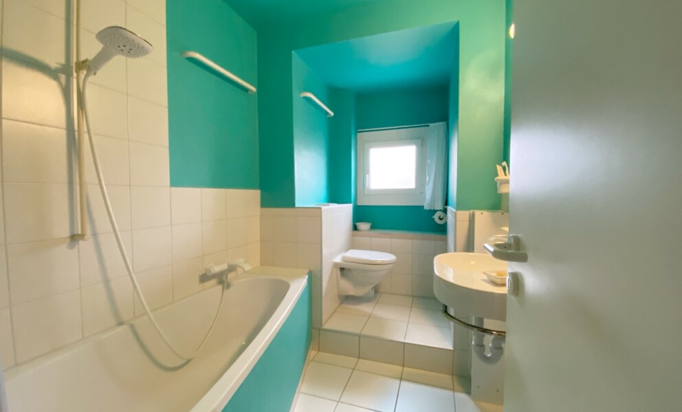 UN FUTUR CHEZ-VOUS PAISIBLE, AVEC JARDIN ET VUE SUR LE LAC