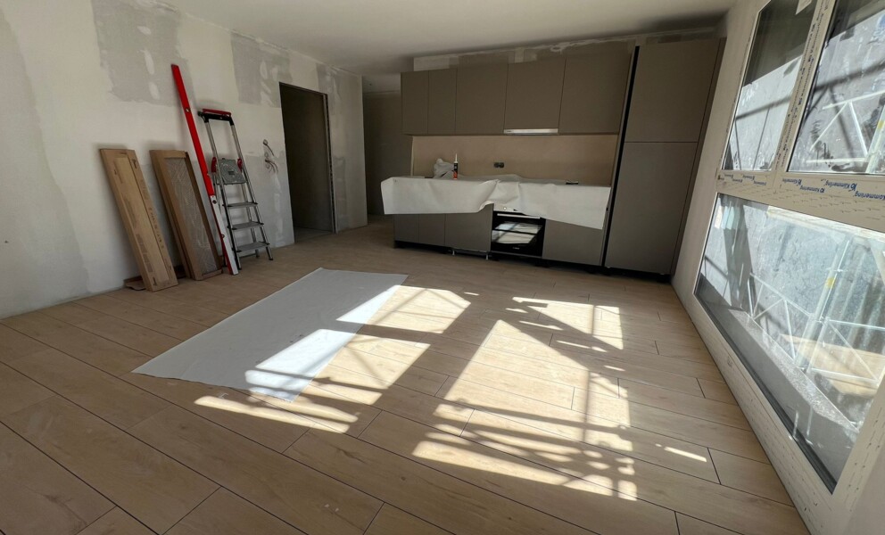 DERNIER STUDIO AU REZ-DE-JARDIN !