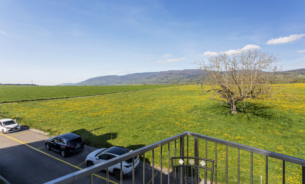 Cuarnens – Attique 5.5 pièces avec mezzanine, env. 200 m² utiles, un cadre idéal pour votre famille