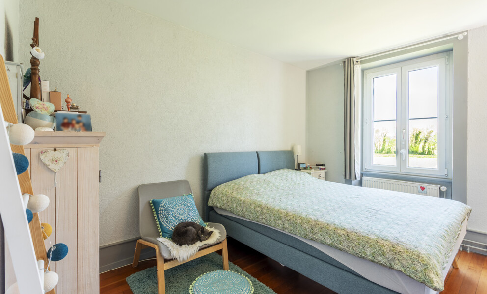 MAISON LOCATIVE (OU D'HABITATION) PARFAITEMENT SITUEE A CHAMPAGNE !