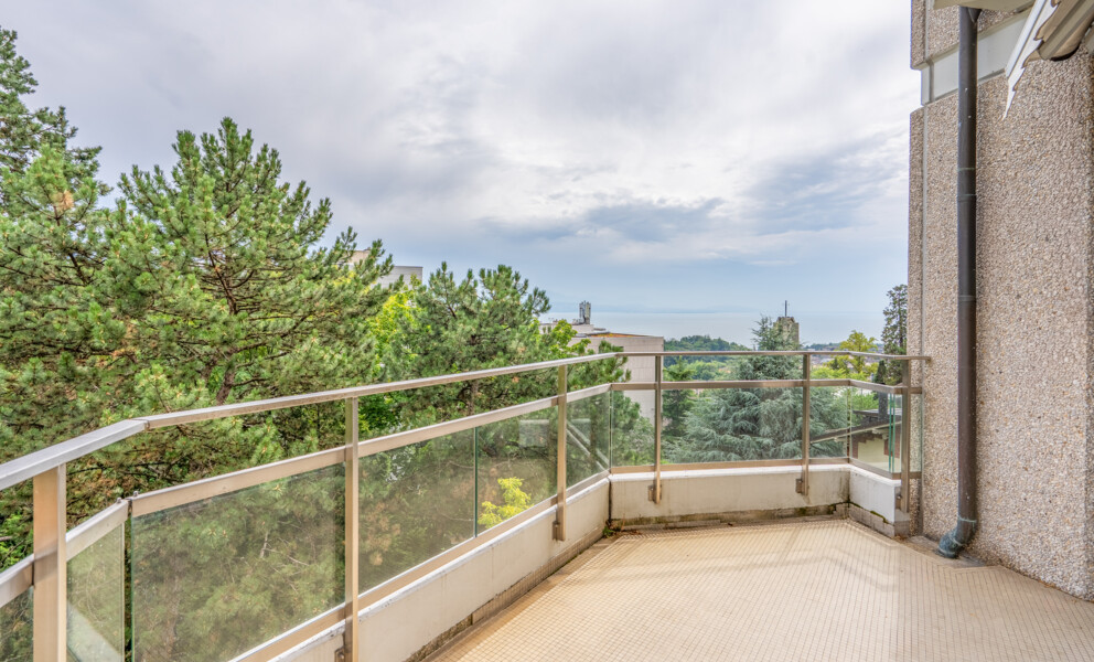 Duplex d’exception avec terrasse et jardin au cœur de Lausanne
