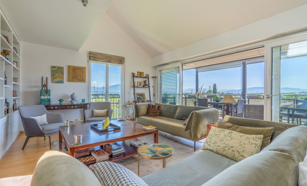 OFF MARKET ! DUPLEX D'EXCEPTION AVEC VUE SUR LE LAC