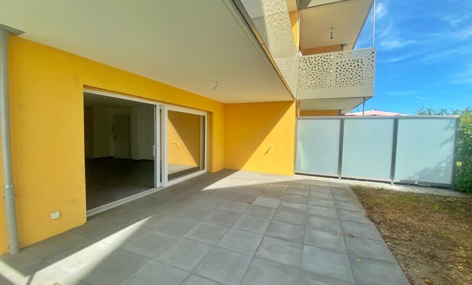 DISPONIBLE DE SUITE, RÉCENT AVEC JARDIN !