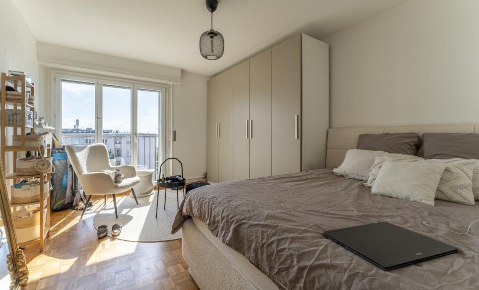 EMPLACEMENT RARE, À DEUX PAS DU CENTRE-VILLE !