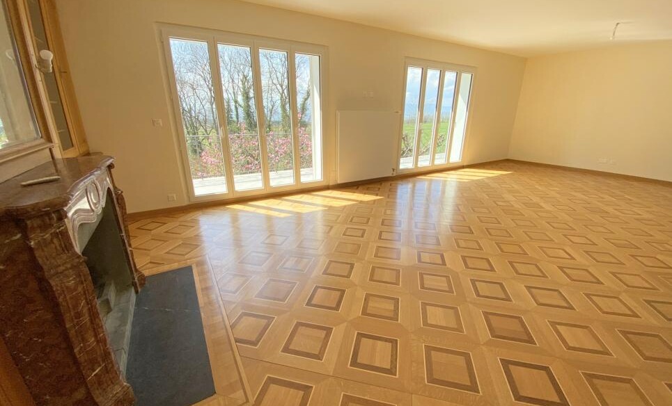 MAGNIFIQUE PROPRIETE PROCHE DE LAUSANNE