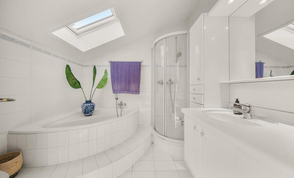 BIEN D'EXCEPTION SUR GRANDE PARCELLE ARBORÉE