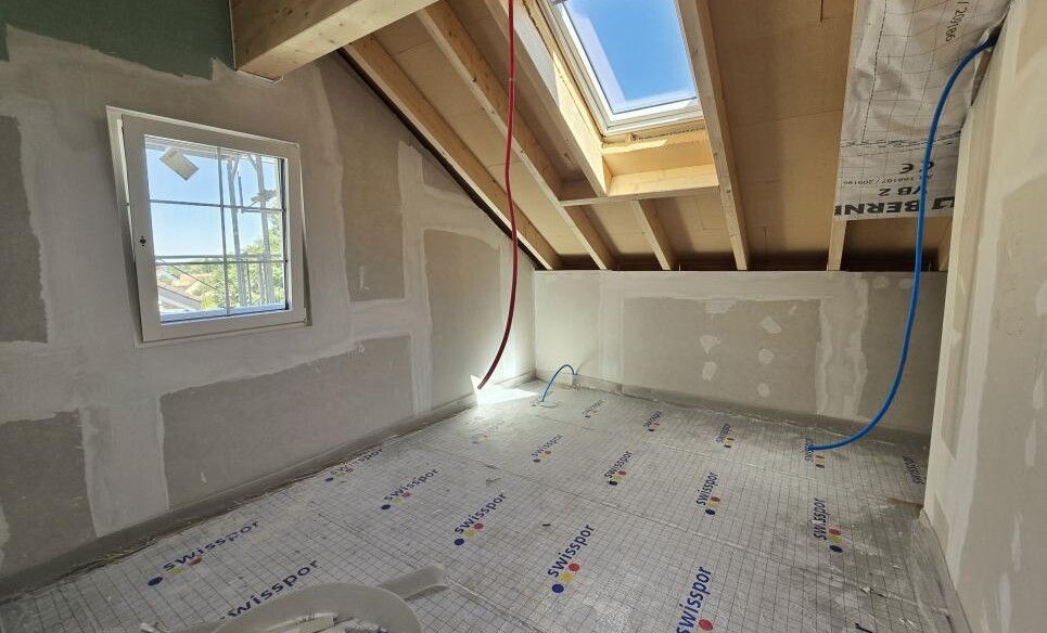 ATTIQUE VENDU NEUF À 5 MIN D'EPALINGES