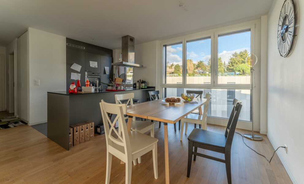 OPPORTUNITÉ ! EMPLACEMENT IDÉAL PROCHE DE TOUT!