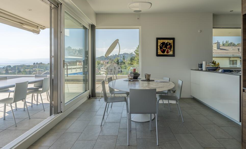 LE PLUS BEL ATTIQUE DE PULLY