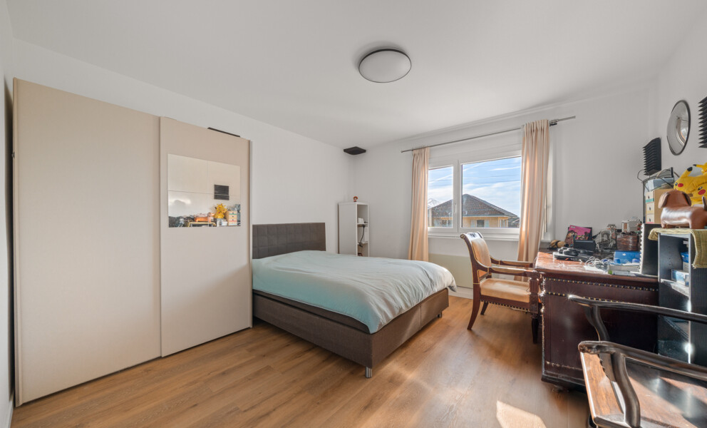 VILLA JUMELÉE AU COEUR D'EPALINGES !