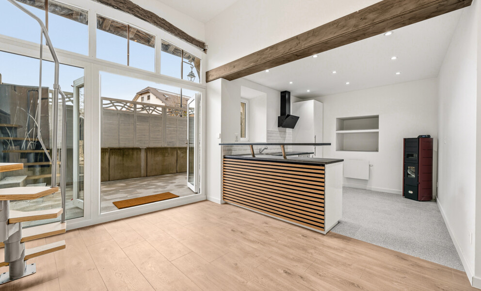 DUPLEX DE CHARME ENTIÈREMENT RÉNOVÉ