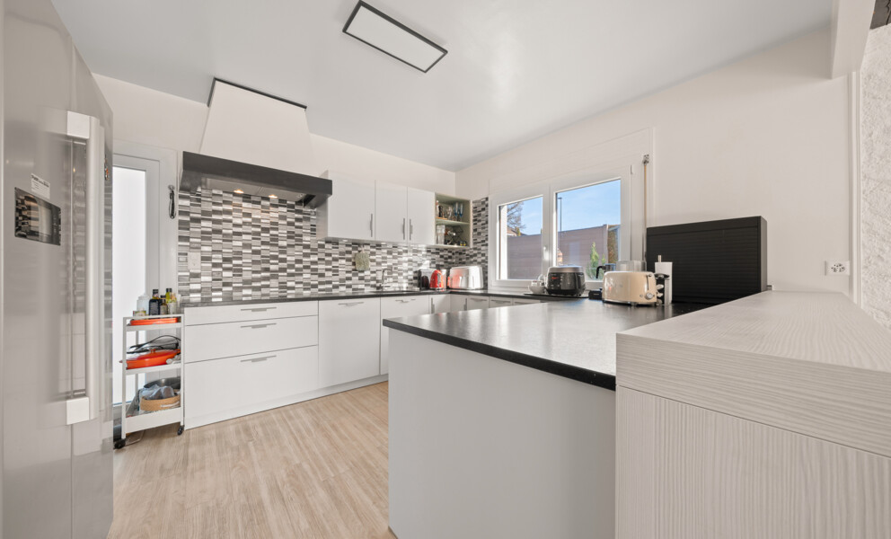 VILLA JUMELÉE AU COEUR D'EPALINGES !