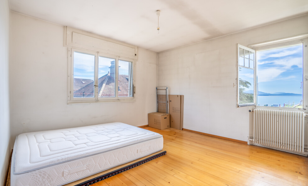 EXCLUSIF À LAUSANNE — MAISON 6PCES, VUE LAC & JARDIN