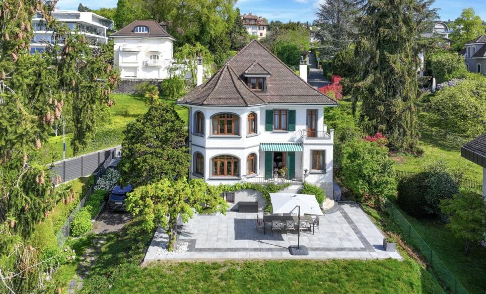 Magnifique maison de maître à 50m du lac à Pully
