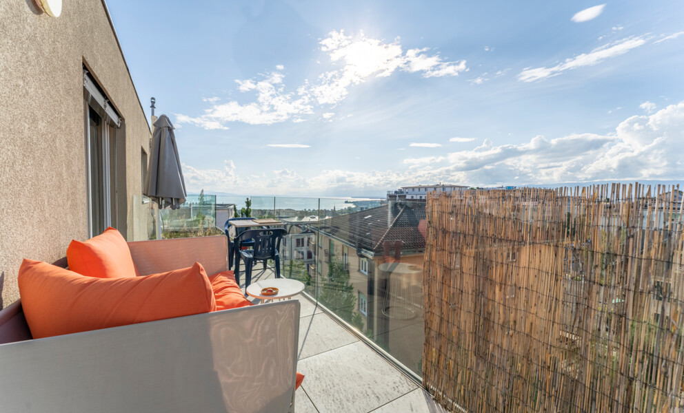 RARE ! ATTIQUE À DEUX PAS DU CENTRE-VILLE !