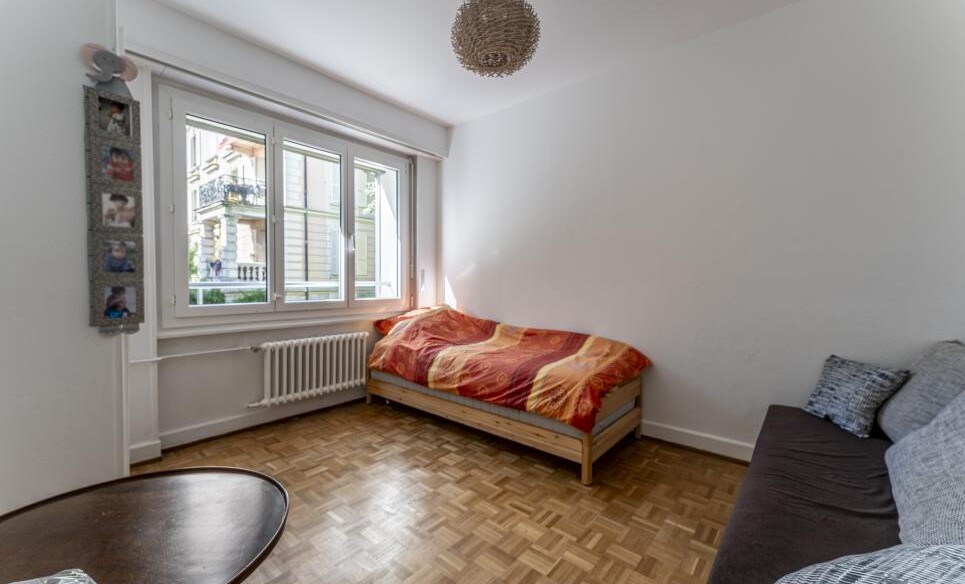 EMPLACEMENT RARE, À DEUX PAS DU CENTRE-VILLE !