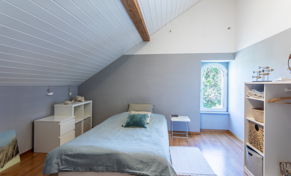 MAISON LOCATIVE (OU D'HABITATION) PARFAITEMENT SITUEE A CHAMPAGNE !
