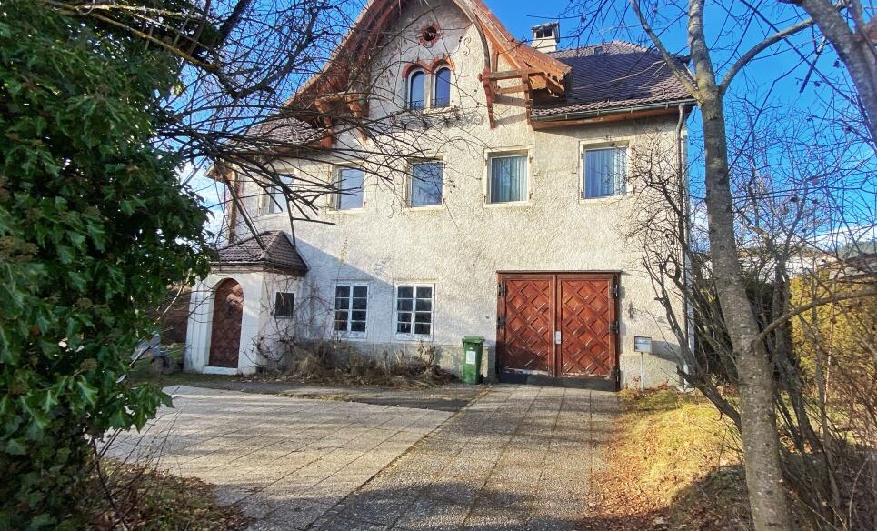 BEAUX VOLUMES ET ACCÈS PRATIQUES