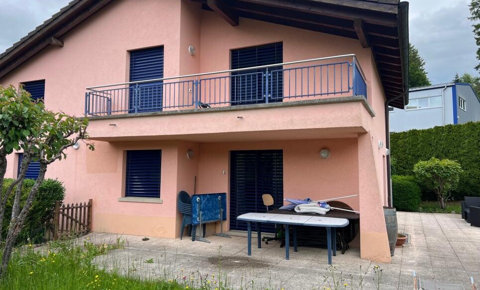 Superbe villa individuelle dans un cadre verdoyant.