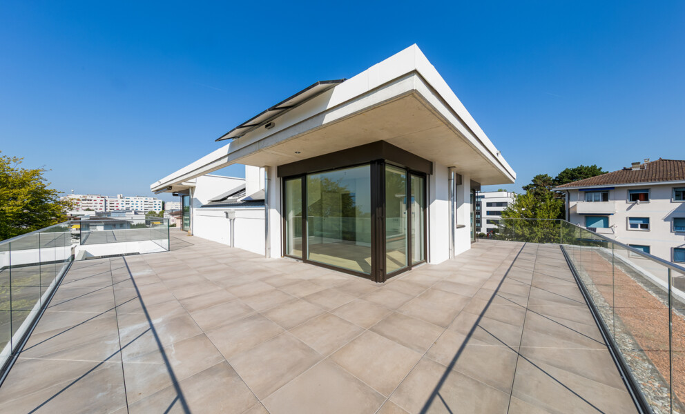 UNIQUE ! ATTIQUE NEUF ET DISPONIBLE DE SUITE !