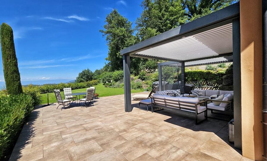 Spacieuse avec vue spectaculaire et grand jardin