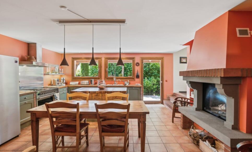 Spacieuse avec vue spectaculaire et grand jardin