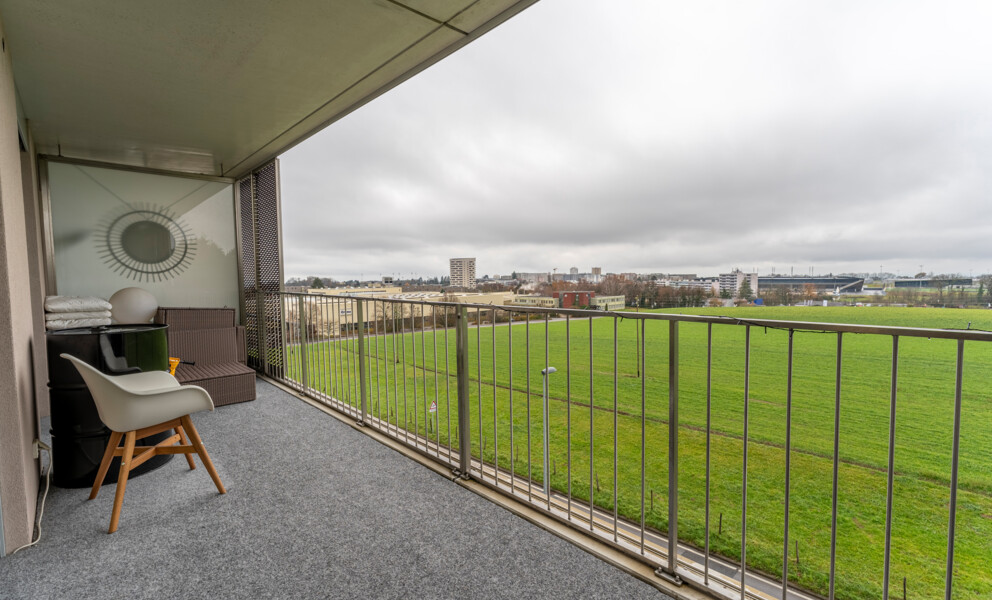 OPPORTUNITÉ ! EMPLACEMENT IDÉAL PROCHE DE TOUT!