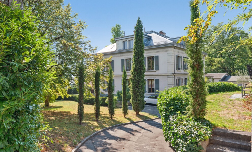 PERLE RARE AU COEUR DE VEVEY DANS UNE MAISON DE MAÎTRE